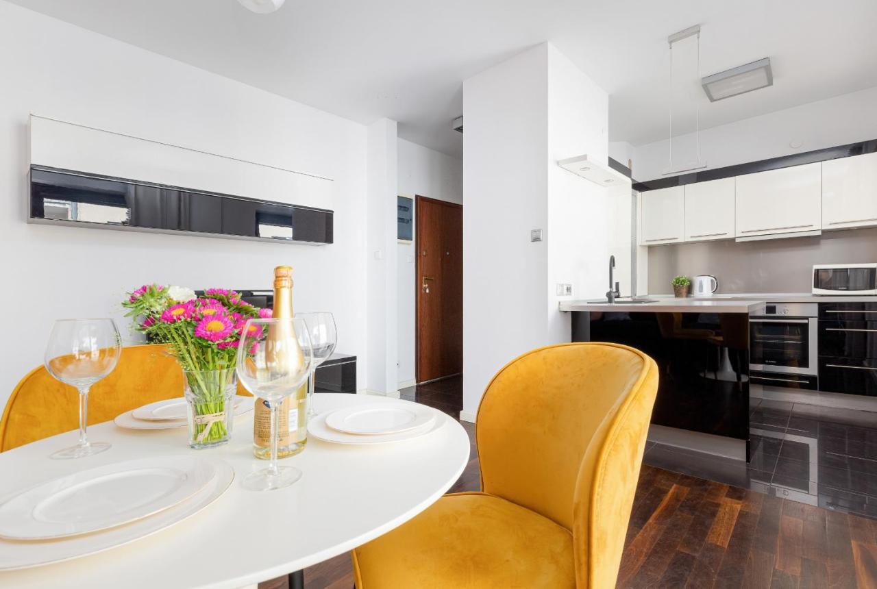 Residence On Wspolna Str. Apartment Warsaw By Renters Exterior photo