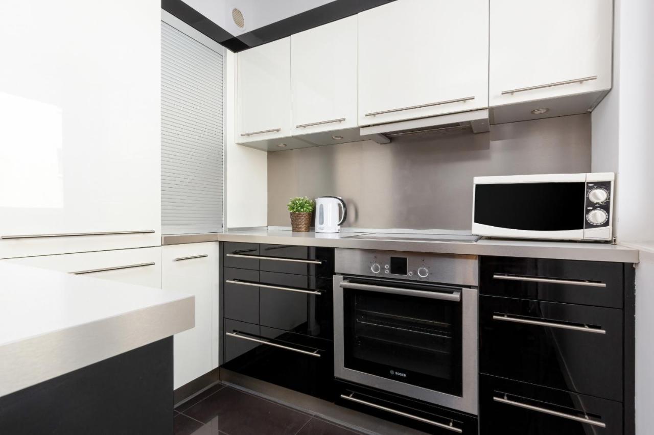 Residence On Wspolna Str. Apartment Warsaw By Renters Exterior photo